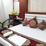 Hotel Midcity