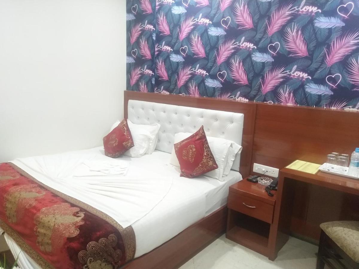 Hotel Midcity Varanasi