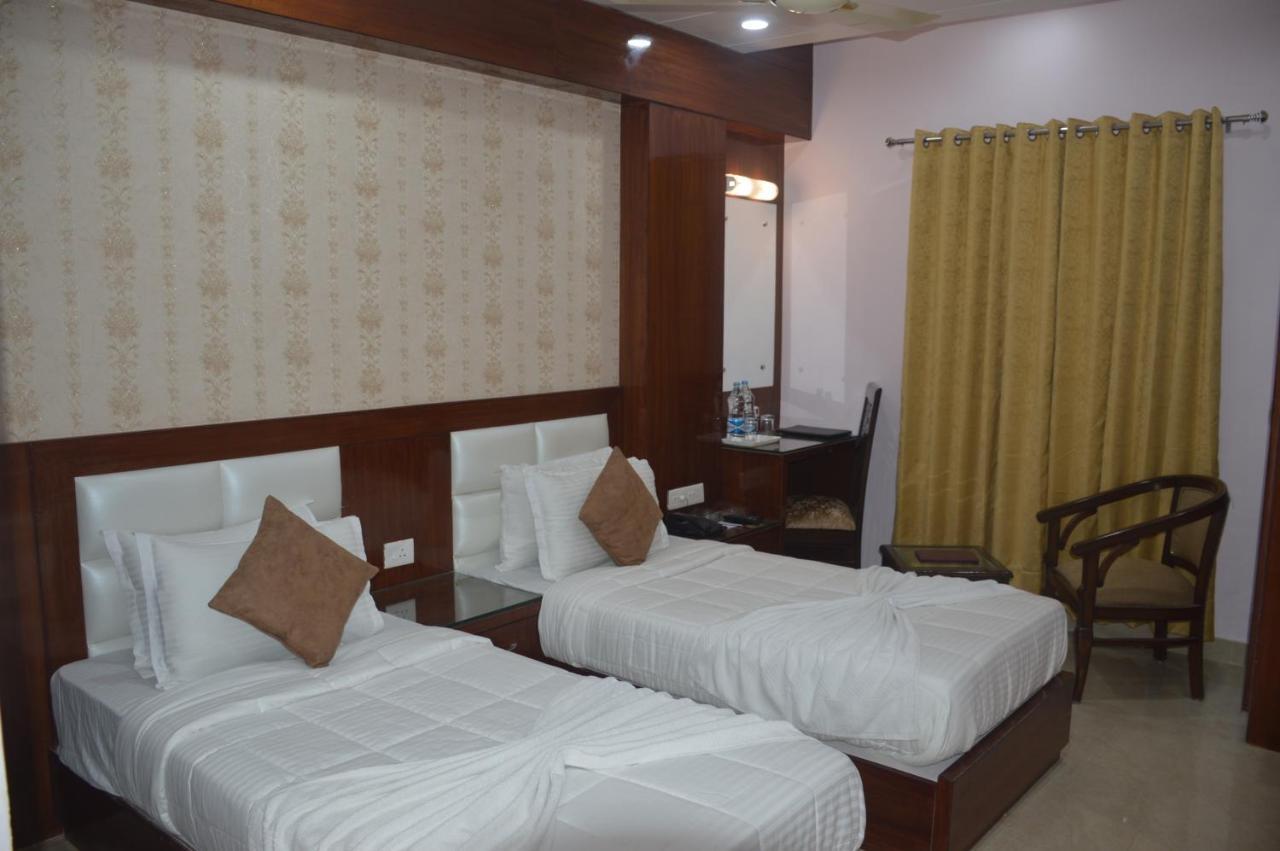 Hotel Midcity